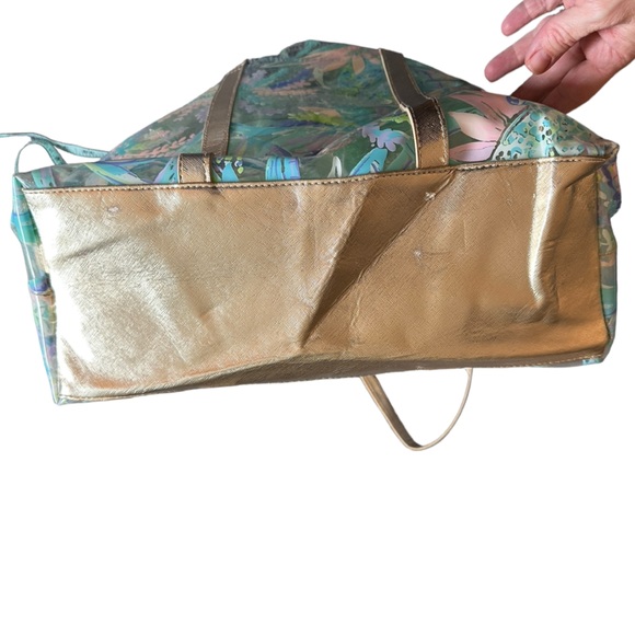 Lilly Pulitzer PVC Sweet Escape Print GWP Clear beach tote bag - Picture 11 of 16
